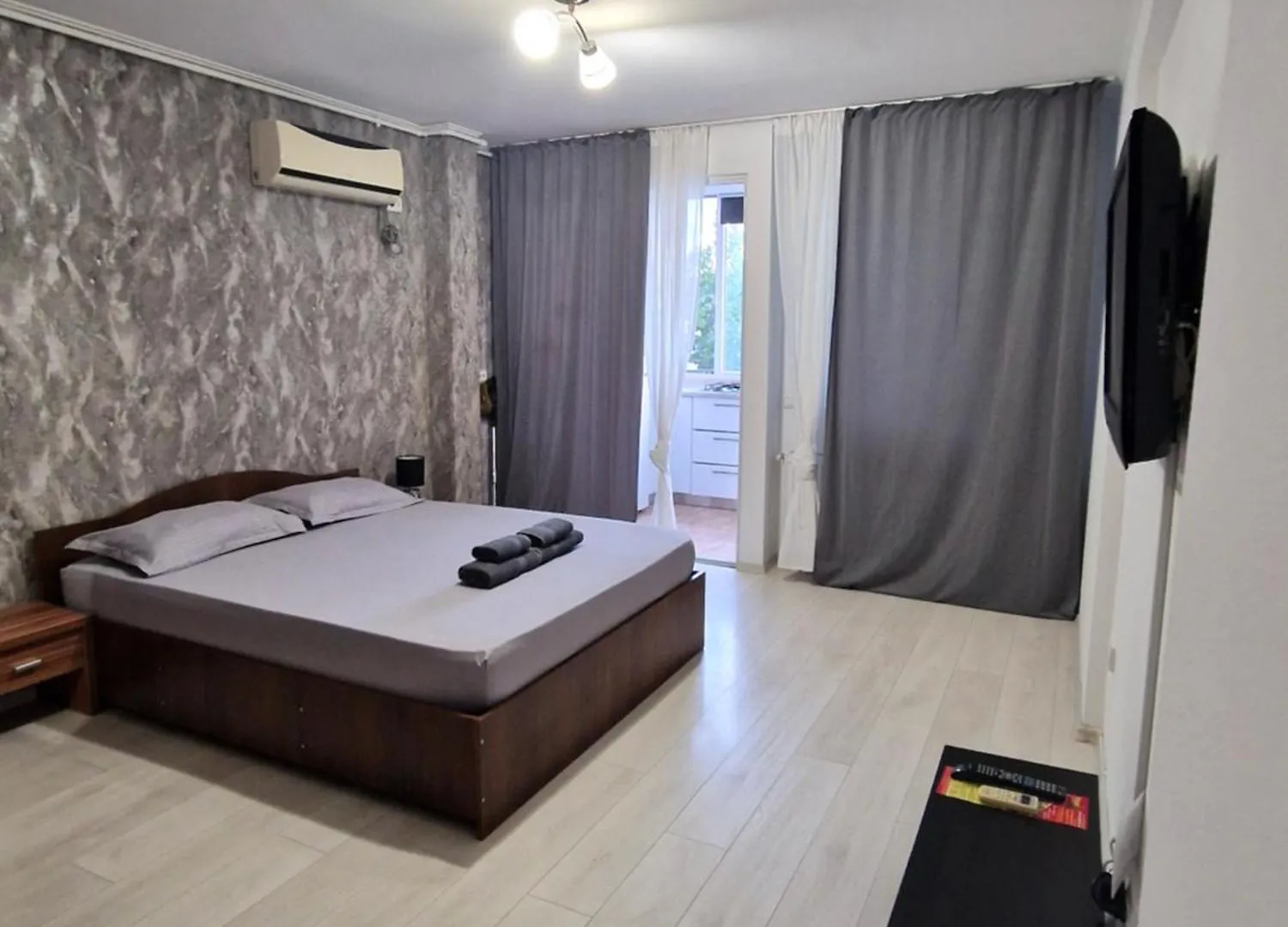 Studio Modern. Bucarest 0*,  Romania